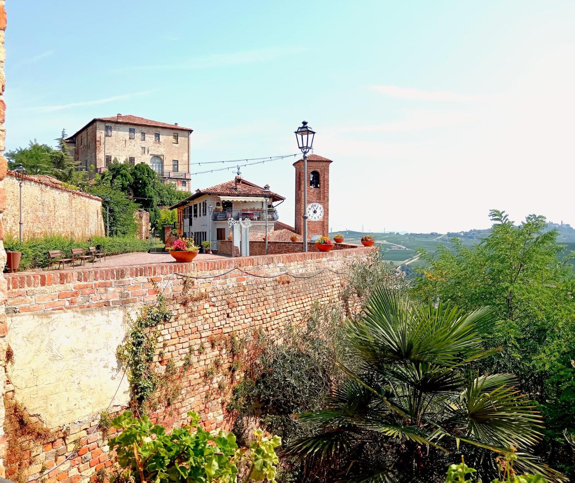 Teresa Al Belvedere Rooms&Holidayapartments Camere&Appartamenti Castellinaldo 外观 照片