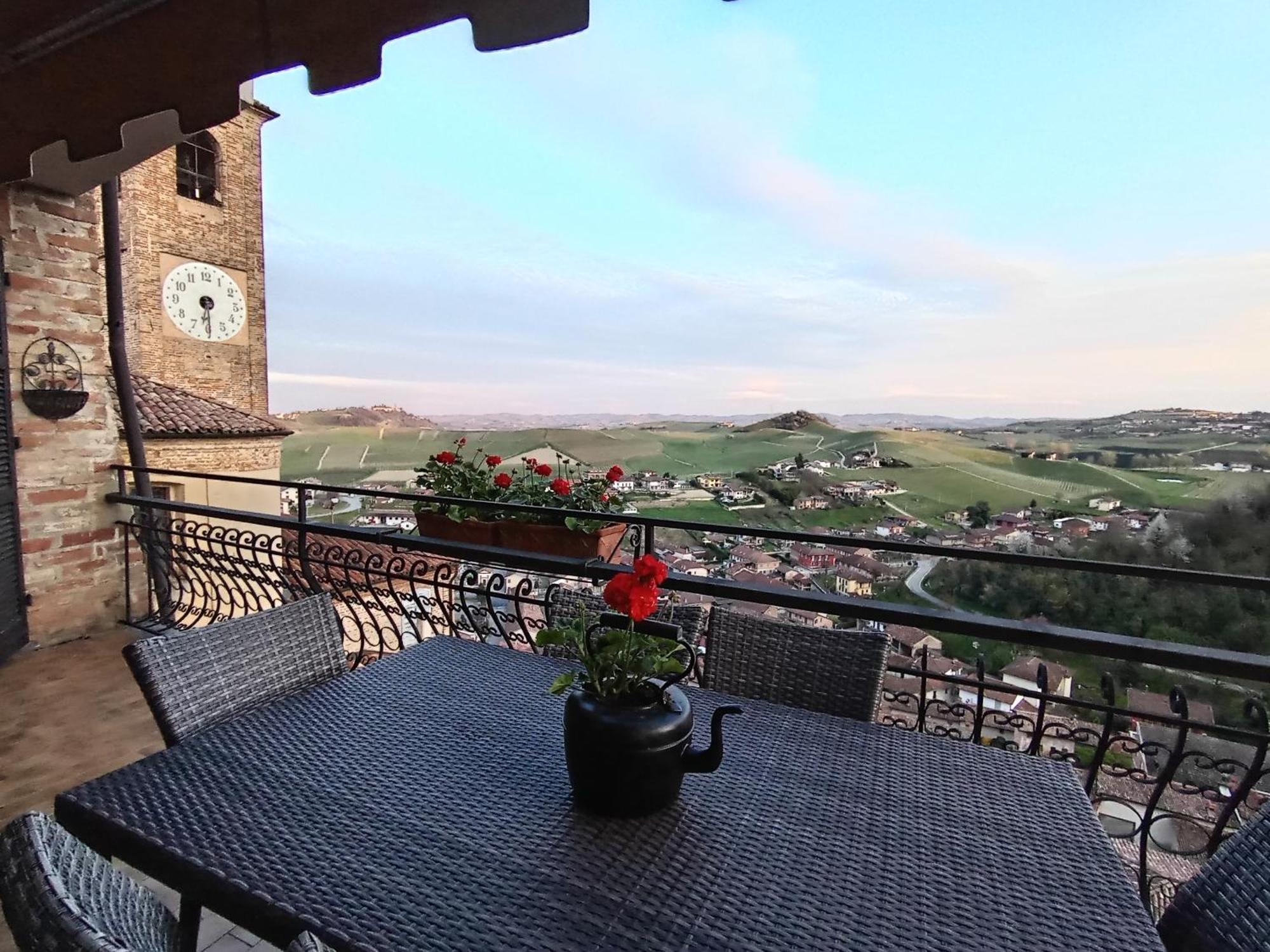 Teresa Al Belvedere Rooms&Holidayapartments Camere&Appartamenti Castellinaldo 外观 照片